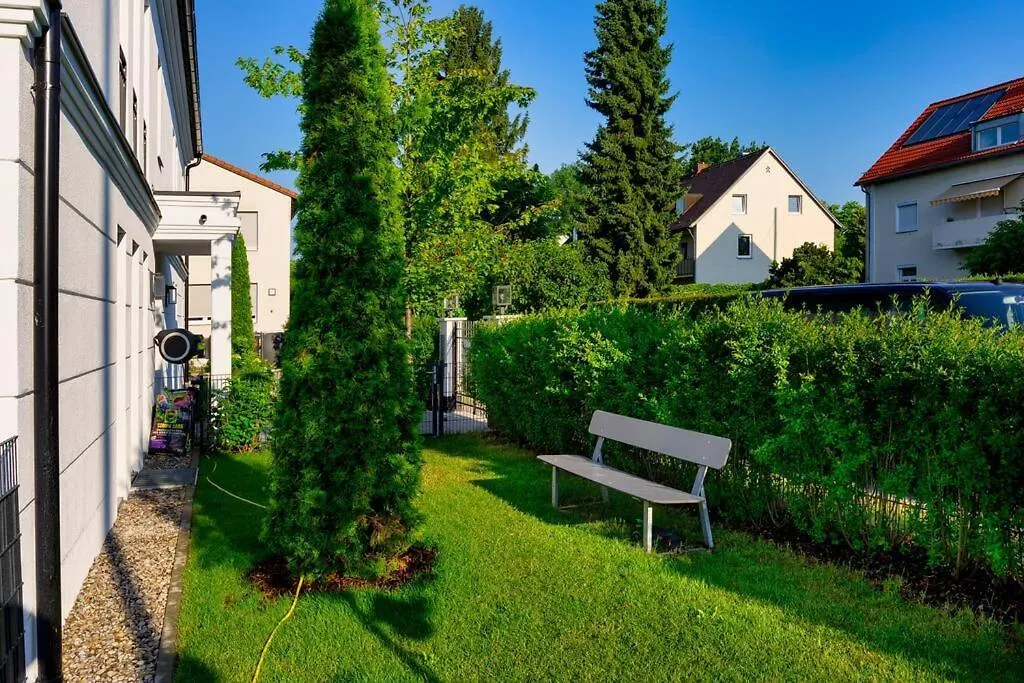 Highlight Penthouse Mit Rund 160 M2 Apartman München