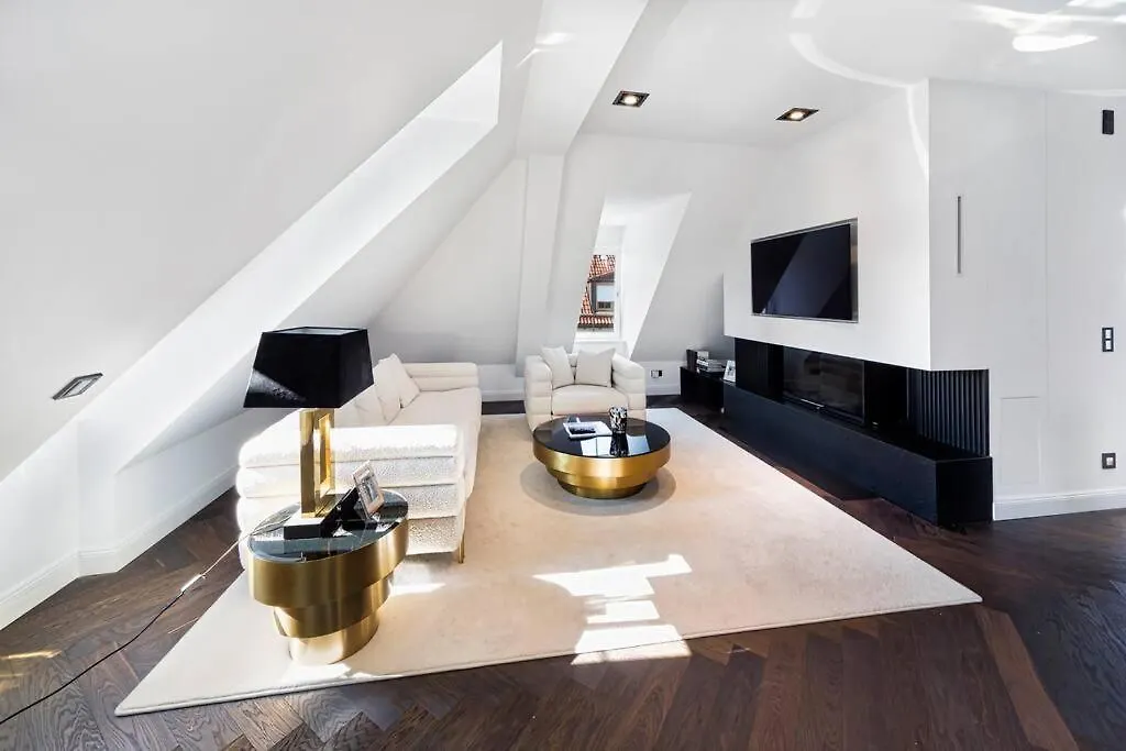 Apartament Highlight Penthouse Mit Rund 160 M2 Monachium Niemcy